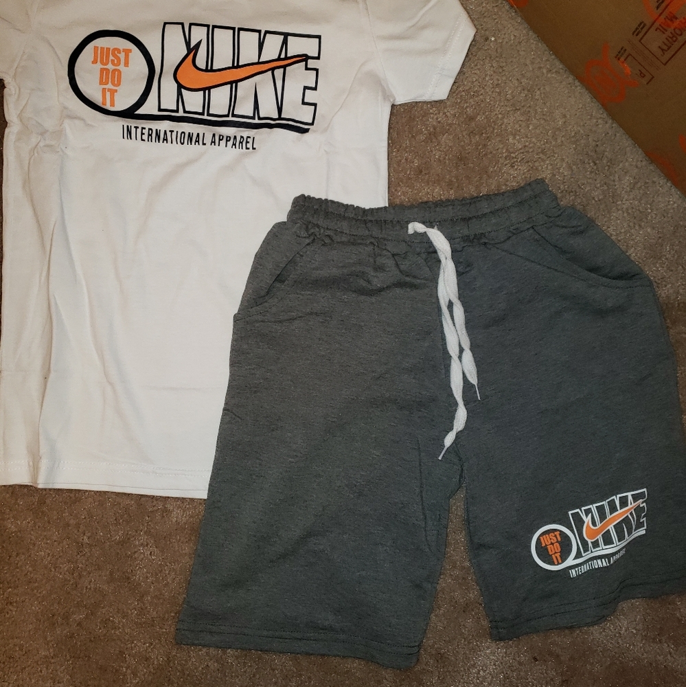 Nike kids shorts set
